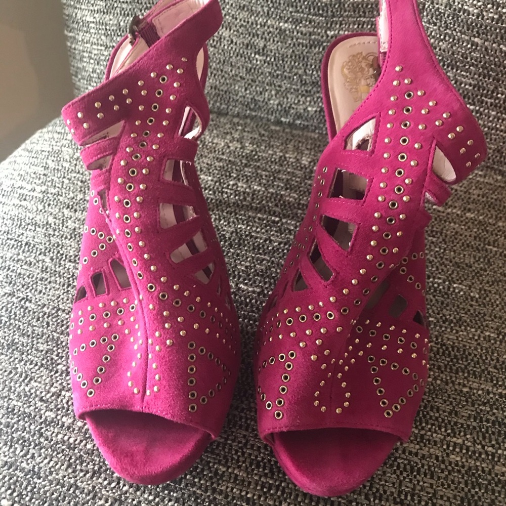 Vince Camuto Heels